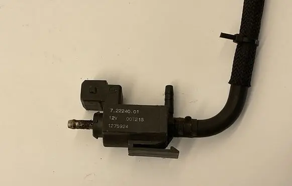 Volvo S60 Turbo solenoid valve 72224001 00T215 1275924