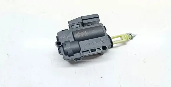 BMW 2 F46 Seat adjustment motor 82808077