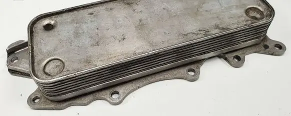 Mercedes-Benz E W212 Engine oil radiator 642950