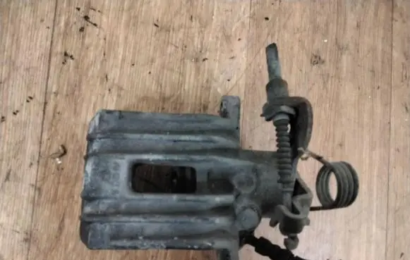 Audi A4 S4 B6 8E 8H Rear brake caliper