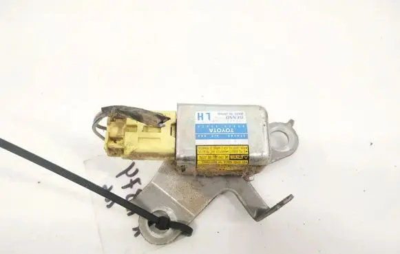 Toyota RAV 4 (XA20) Airbag deployment crash/impact sensor 8983042020 89830-42020