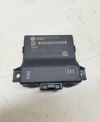 Audi A4 S4 B8 8K Gateway control module 8T0907468H