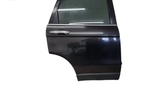 Honda CR-V Rear door