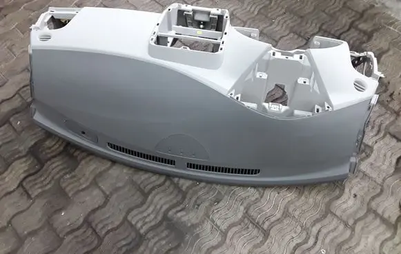 Nissan Leaf I (ZE0) Dashboard 681P33NA0A