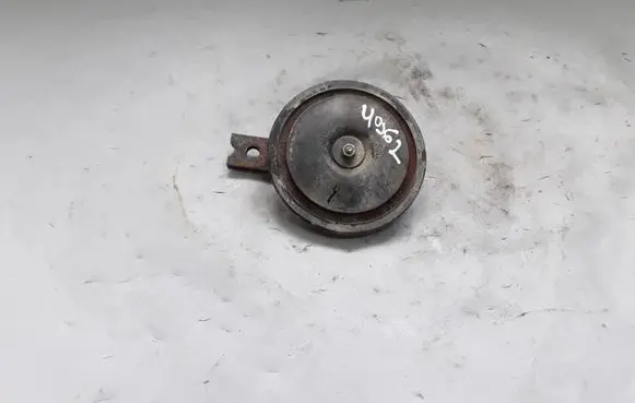 KIA Sorento Horn signal E428R000033