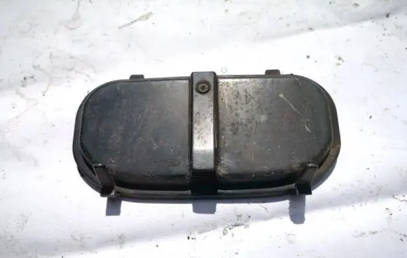 Ford Mondeo MK I Headlight/headlamp dust cover 35380749