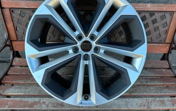 Audi Q5 SQ5 R21 alloy rim 