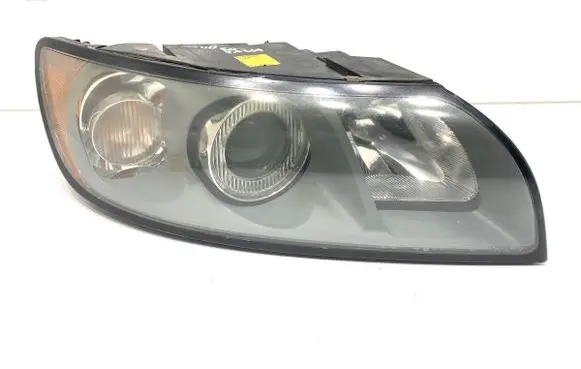 Volvo V50 Headlight/headlamp 30698886