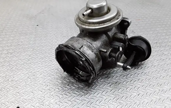 Ford Galaxy EGR valve 038131501J