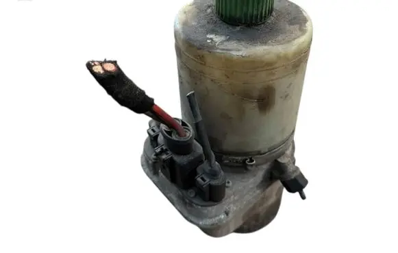 Volkswagen Polo IV 9N3 Power steering pump 6Q0423156AB