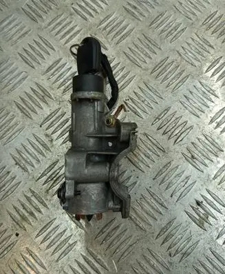 Volkswagen PASSAT B5.5 Ignition lock 4B0905851C