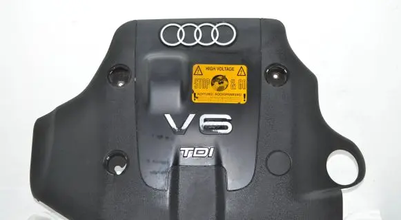 Audi A4 S4 B5 8D Engine cover (trim)