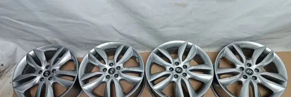 R19 alloy rim