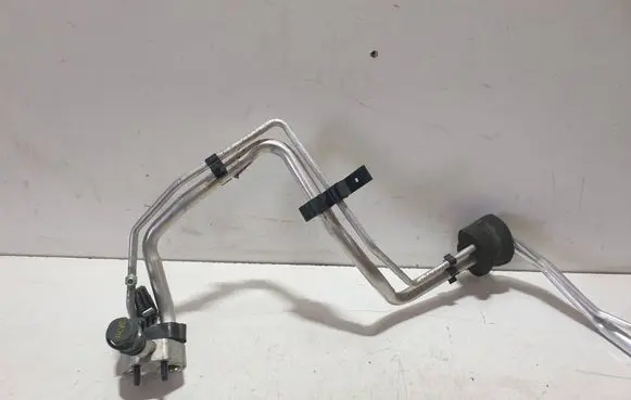 Volvo XC60 Air conditioning (A/C) pipe/hose 