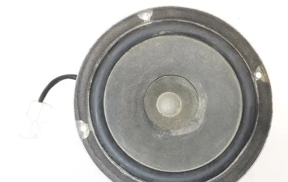 Hyundai Sonata Rear door speaker 963303K500