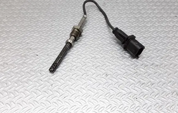 Opel Corsa D Exhaust gas temperature sensor 55564977