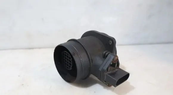Skoda Octavia Mk2 (1Z) Mass air flow meter 0281002531