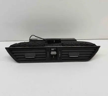 Skoda Superb B8 (3V) Dashboard air vent grill cover trim 3V0820951C