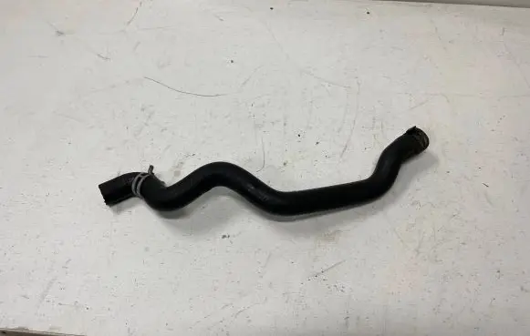 BMW 5 E60 E61 Engine coolant pipe/hose 6911001
