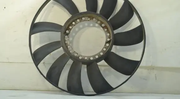 Audi A4 S4 B5 8D Fan impeller 058121301B
