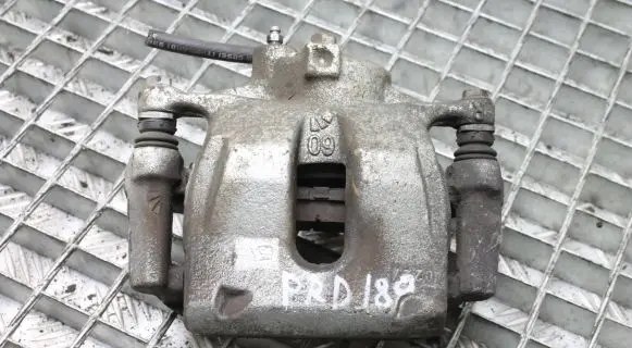 Toyota C-HR I Front brake caliper