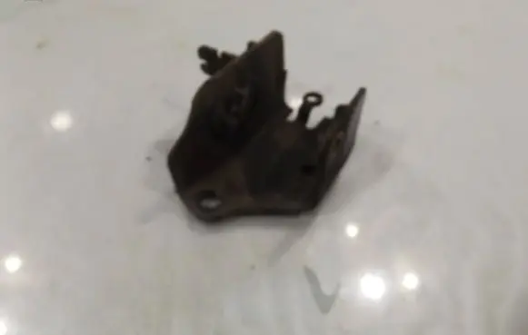 Renault Clio III Rear beam 