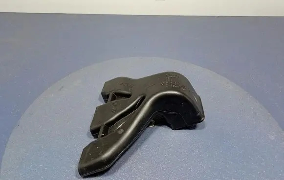 Intake resonator
