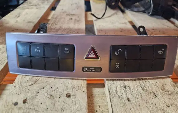 Mercedes-Benz CLC CL203 Other switches/knobs/shifts 2038707610