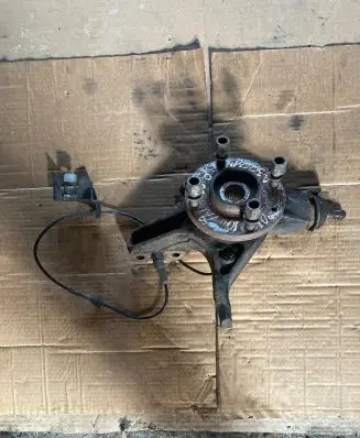 Peugeot 3008 I Front wheel hub