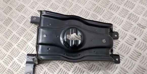 Audi A4 S4 B9 Spare wheel mounting bracket 8W0802715B