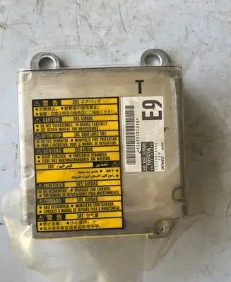 Toyota Prius (NHW20) Airbag control unit/module 8917047390 1523006952