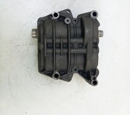Mercedes-Benz E W211 Oil pump balance shaft A6460100736 080505869MIT