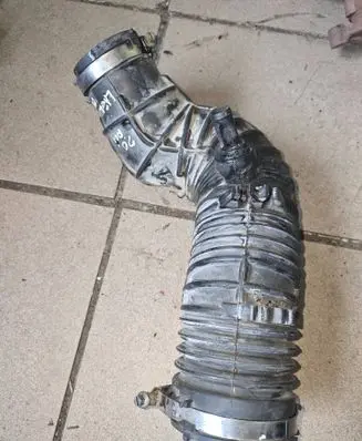 Intercooler hose/pipe
