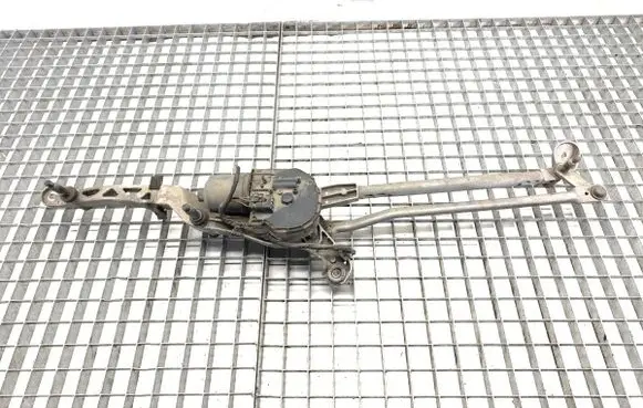 Mercedes-Benz E W212 Front wiper linkage and motor A2128201240