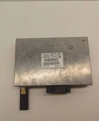 Audi A4 S4 B7 8E 8H Bluetooth control unit module 8P0862335E 4ZSG00051CB4