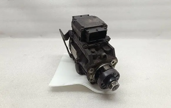 Opel Zafira A Fuel injection high pressure pump 0470504225 836009