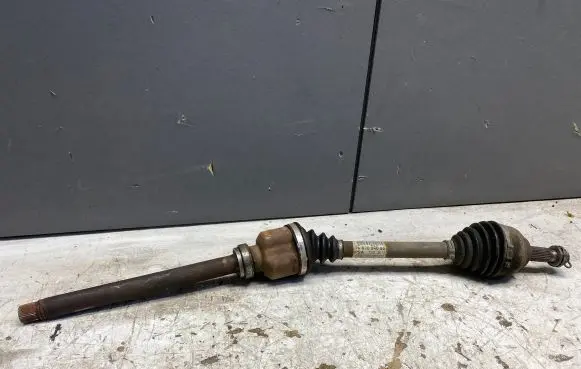 Citroen DS5 Front driveshaft 9687854680