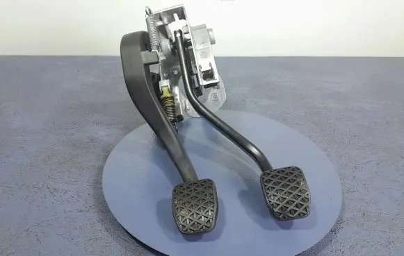 BMW 6 F12 F13 Accelerator throttle pedal 6860645