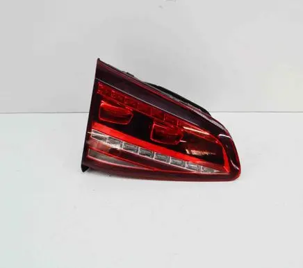 Volkswagen Golf VII Tailgate rear/tail lights 5G0945307G