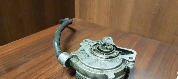 Vacuum pump