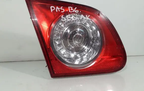 Volkswagen PASSAT B6 Tailgate rear/tail lights 3C5945083F