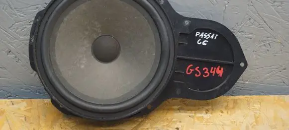 Volkswagen PASSAT CC Front door speaker 3C8035454