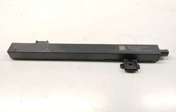 Mercedes-Benz C W206 Keyless system antenna A2069052504