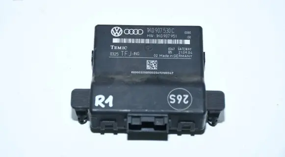 Volkswagen Golf Plus Gateway control module 1K0907530C