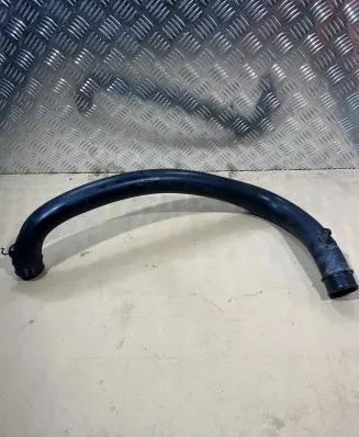 Volvo XC90 Intercooler hose/pipe 8638967