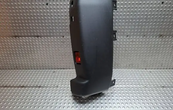 Rear bumper corner part panel trim