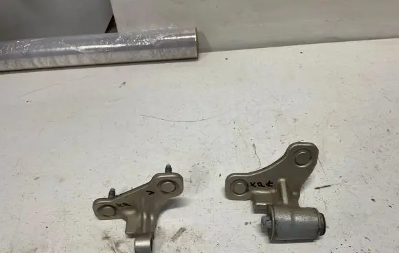 Front door hinge set