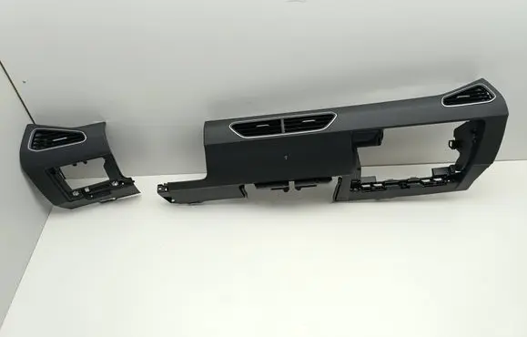 Volkswagen ID.3 Dashboard lower bottom trim panel 10B858416 10B858415 10B858416D