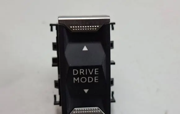 Peugeot 3008 II Other switches/knobs/shifts 9815635477