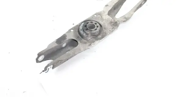 Infiniti Q30 Rear upper control arm/wishbone